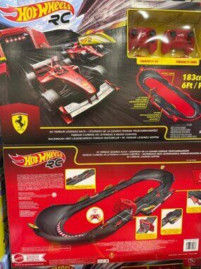 NEW Mattel Hot Wheels Ferrari Track Set